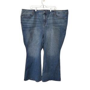 Torrid High-Rise Trio Fit Slim Boot Cut Jeans Short Size 28S - 30S NWT!